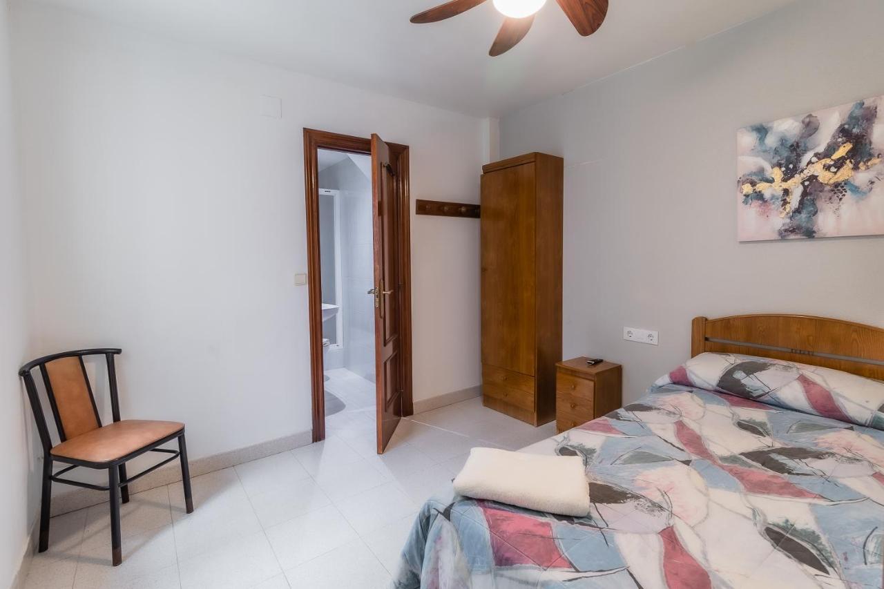 Hostal - Restaurante La Buena Villa By Vivere Stays Villalonquéjar エクステリア 写真