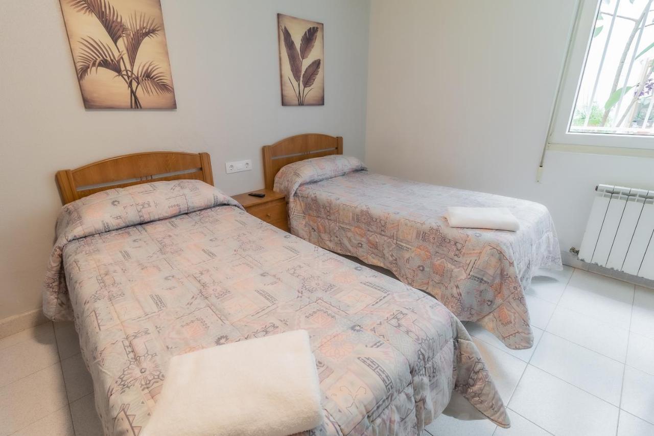 Hostal - Restaurante La Buena Villa By Vivere Stays Villalonquéjar エクステリア 写真